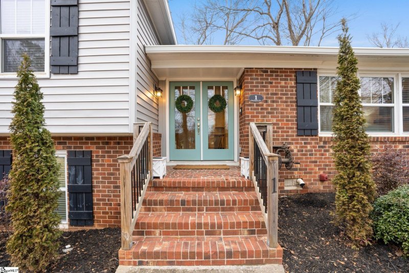 Property image 5 at 1 Donington Drive, Greenville, SC 29615