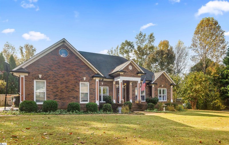 Property image 3 at 331 Fishermans Cove, Inman, SC 29349