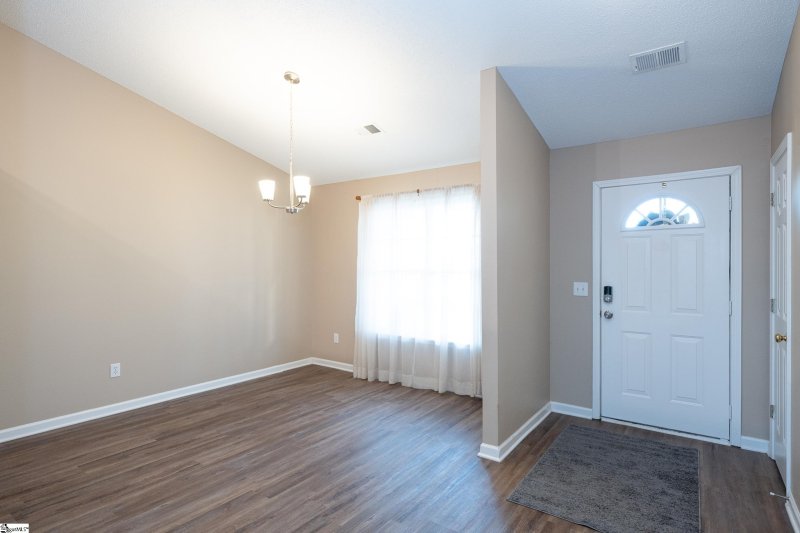 Property image 3 at 33 Seaside Lane, Greer, SC 29650