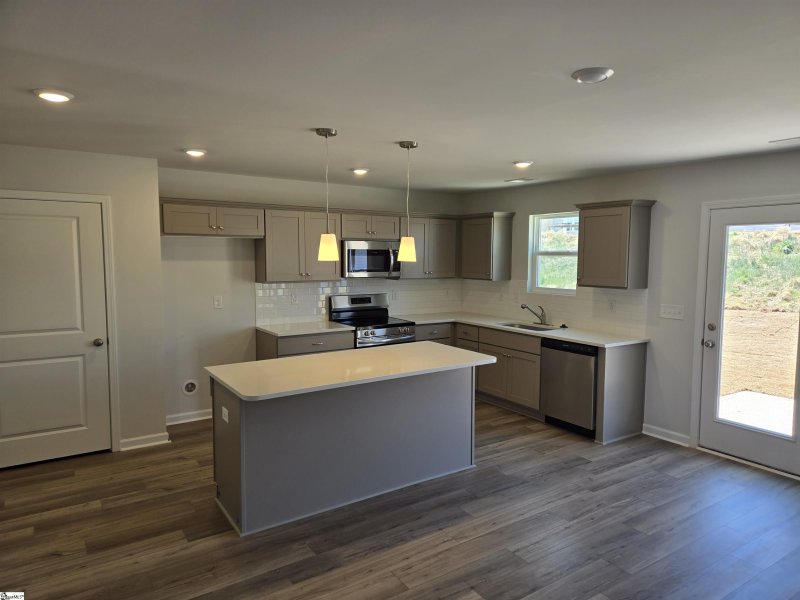 Property image 2 at 7101 Wingate Drive, Inman, SC 29349