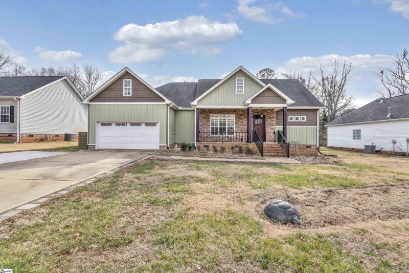 Property image 3 at 533 Davenport Road, Simpsonville, SC 29680