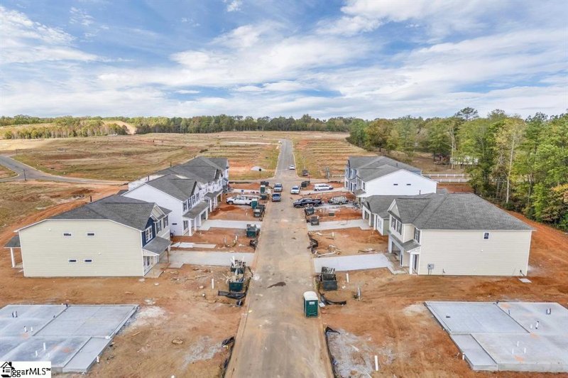 Property image 5 at 103 Denbigh Lane, Greenville, SC 29605