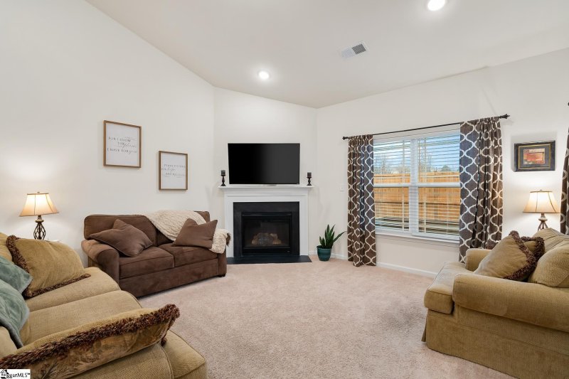 Property image 5 at 413 Balvenie Drive, Greenville, SC 29607