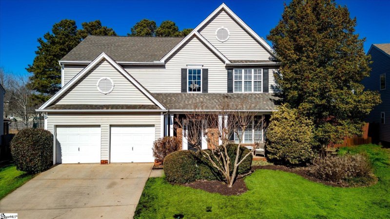 Property image 2 at 102 Cobb Hall Court, Greenville, SC 29607