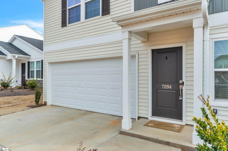 Property image 2 at 7094 Wingate Drive, Inman, SC 29349-5704