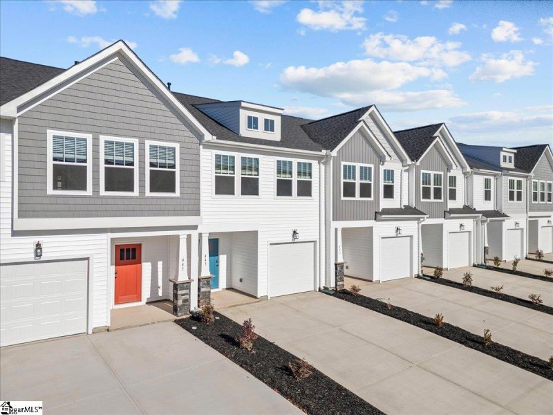 Property image 2 at 443 Hazelcote Road, Greenville, SC 29617