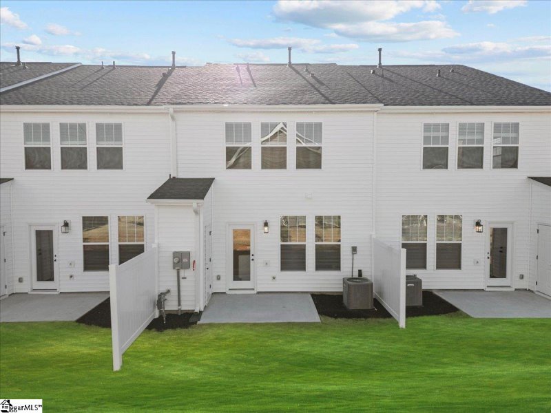 Property image 3 at 443 Hazelcote Road, Greenville, SC 29617