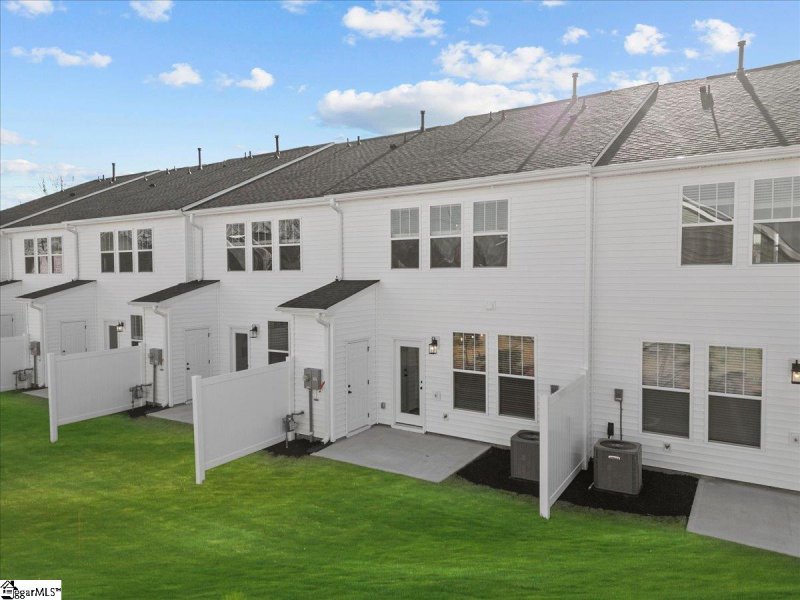 Property image 4 at 443 Hazelcote Road, Greenville, SC 29617