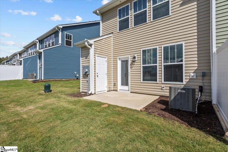Property image 4 at 1223 Cherry Orchard Road, Moore, SC 29369