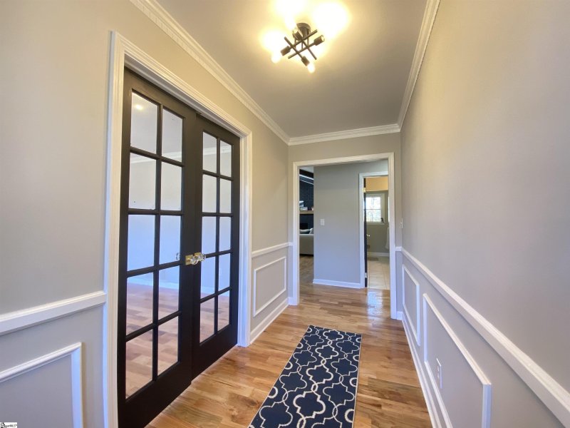 Property image 5 at 116 Mt Vernon Circle, Greer, SC 29651