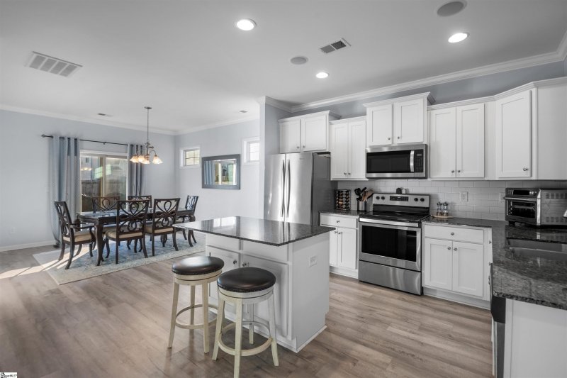 Property image 2 at 716 Camberwell Drive, Simpsonville, SC 29680