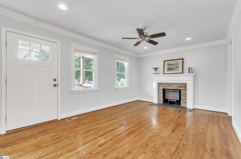 Property image 4 at 231 Don Drive, Greenville, SC 29607