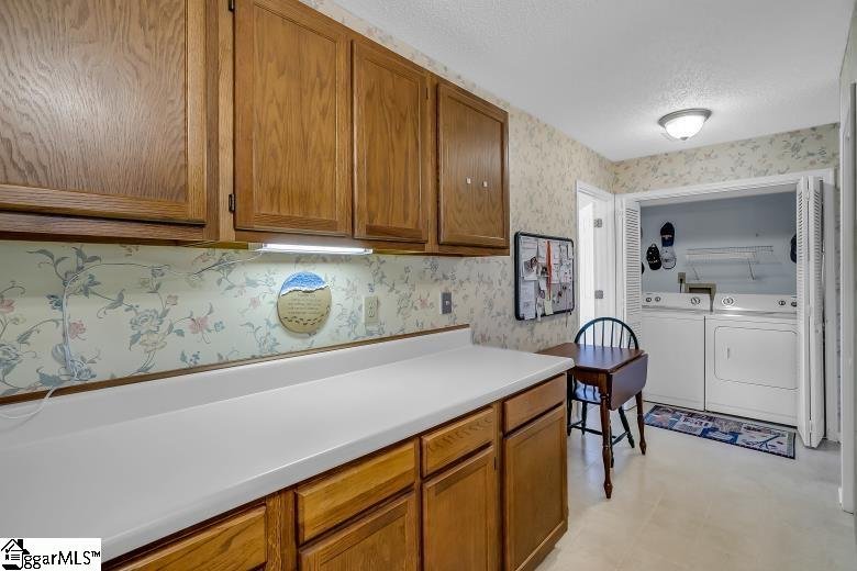 Property image 3 at 204 Lakeside Circle, Greenville, SC 29615