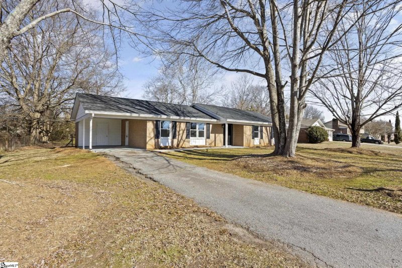 Property image 3 at 101 Fourth Day Street, Piedmont, SC 29673-8608