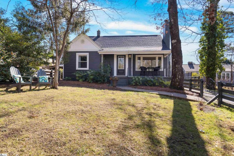 Property image 3 at 14 Wedgewood Drive, Greenville, SC 29609