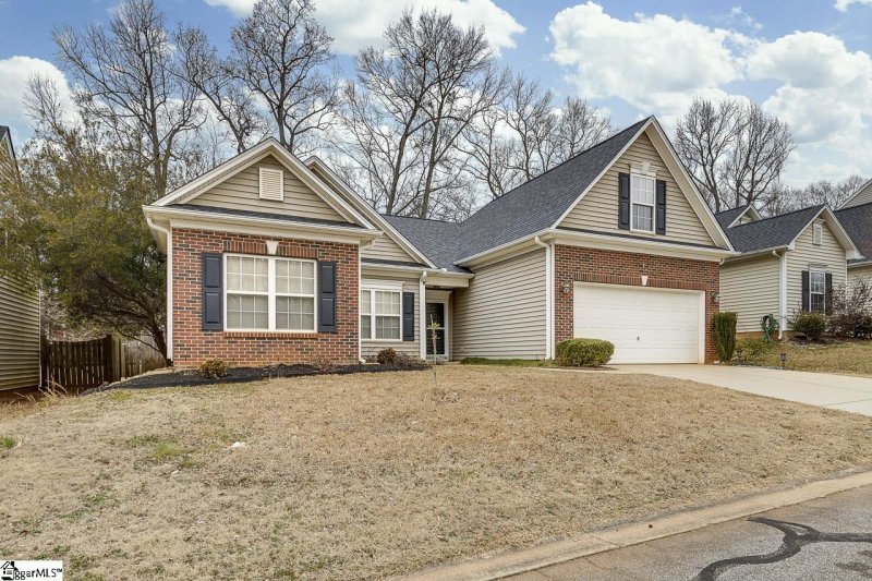 Property image 2 at 506 Grafton Court, Greer, SC 29650