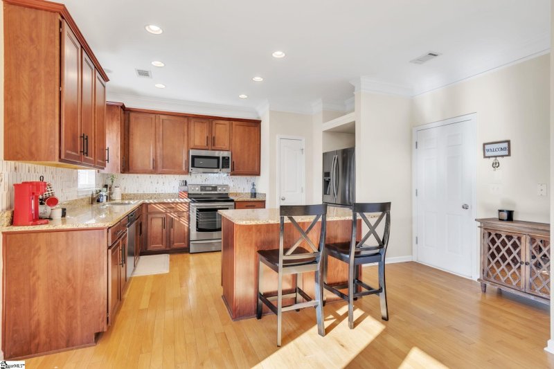 Property image 5 at 9 Blue Slate Court, Greenville, SC 29607