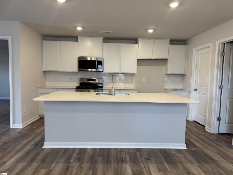 Property image 4 at 514 Cassell Court, Piedmont, SC 29673