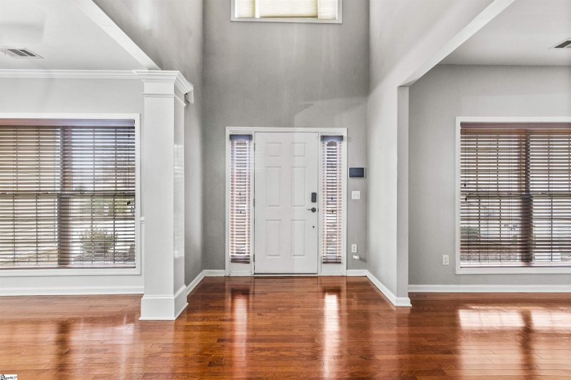 Property image 5 at 9 Broomcage Court, Simpsonville, SC 29680