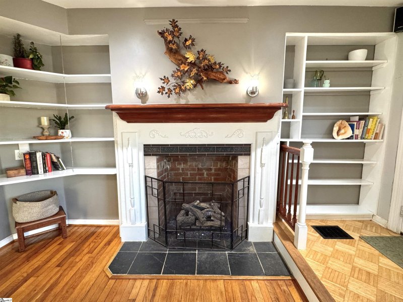 Property image 5 at 146 Keith Drive, Greenville, SC 29607