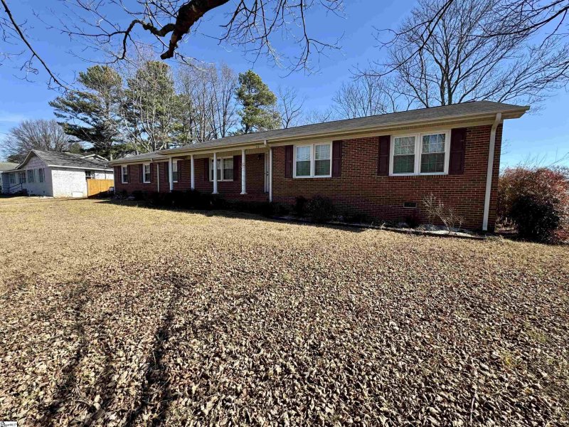 Property image 3 at 116 Waddell Road, Greenville, SC 29609