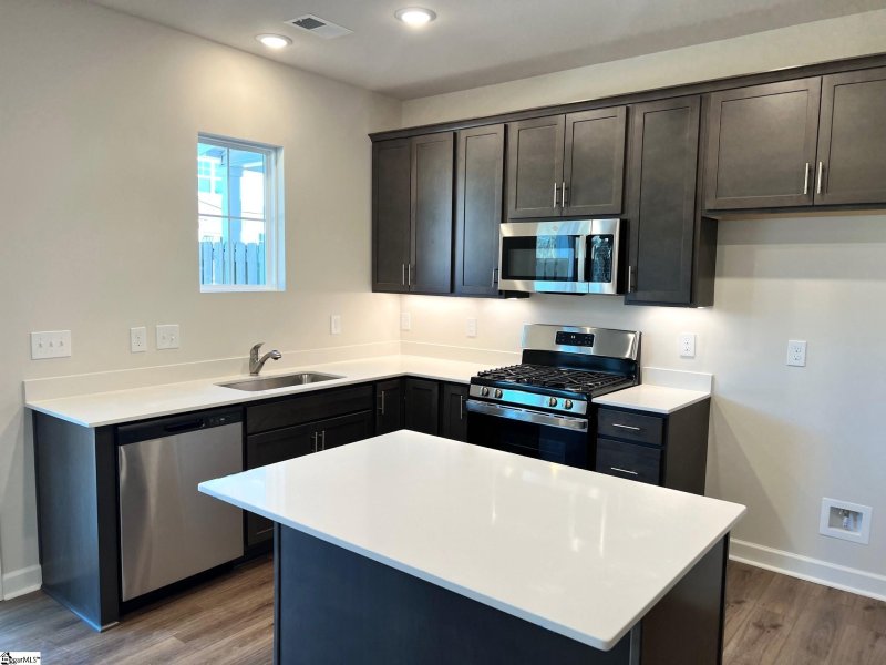 Property image 3 at 124 Callen Drive, Greenville, SC 29607