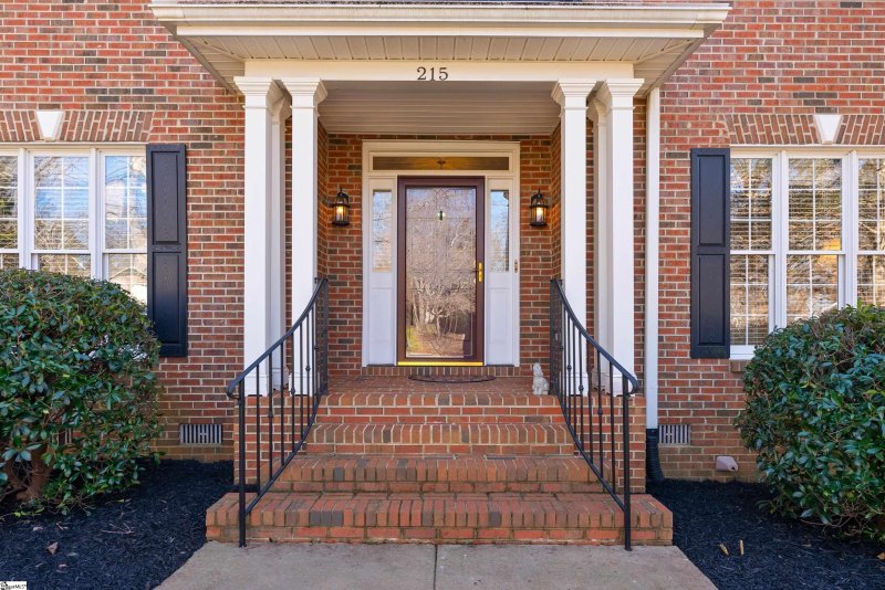 Property image 4 at 215 Antrim Avenue, Moore, SC 29369