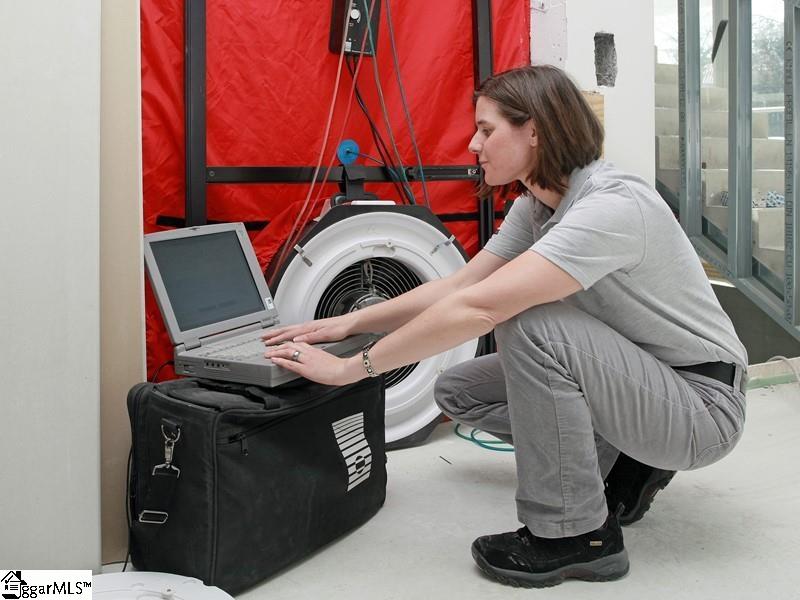 Property image 3 at 154 Brown Circle, Easley, SC 29642