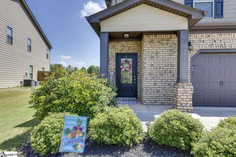 Property image 2 at 323 Turkey Run, Greenville, SC 29611