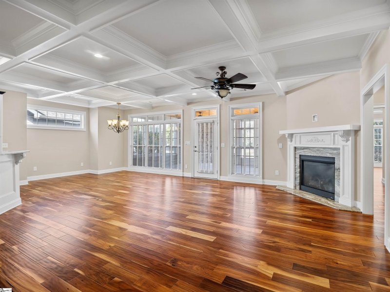 Property image 3 at 181 Ravines Lane, Spartanburg, SC 29301