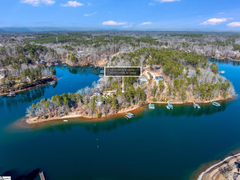 Property image 4 at 305 Sharview Drive, West Union, SC 29420