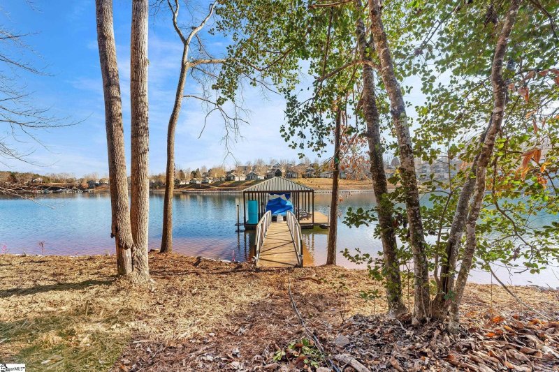 Property image 5 at 305 Sharview Drive, West Union, SC 29420