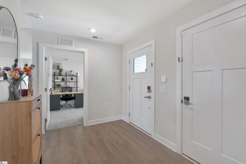 Property image 3 at 410 Sidney Wilson Court, Greenville, SC 29605