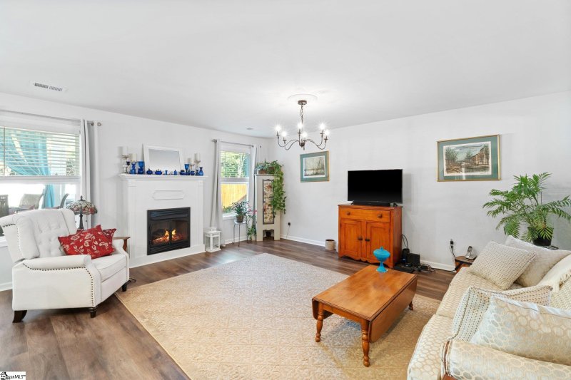 Property image 3 at 1252 Paramount Drive, Lyman, SC 29365