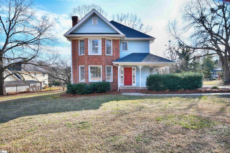 Property image 2 at 105 Wyatt Oaks Court, Easley, SC 29642