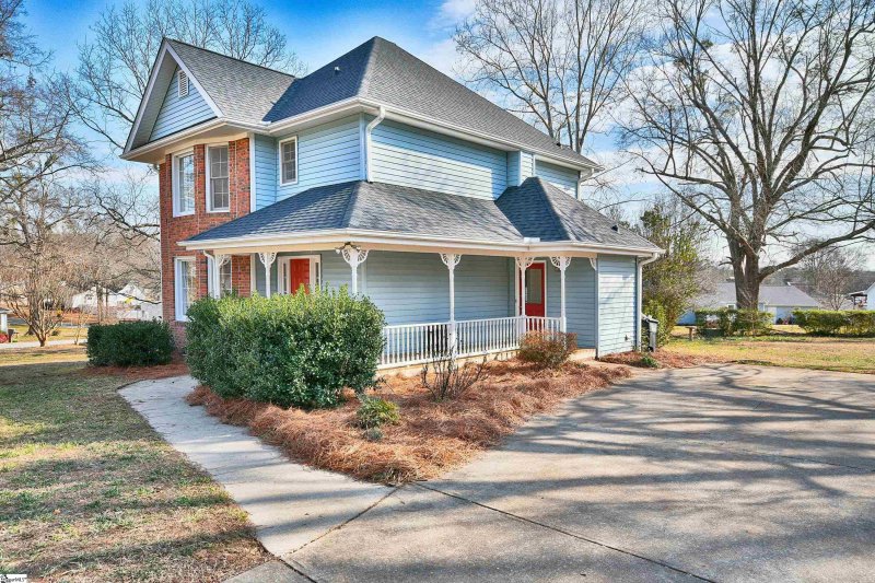Property image 4 at 105 Wyatt Oaks Court, Easley, SC 29642