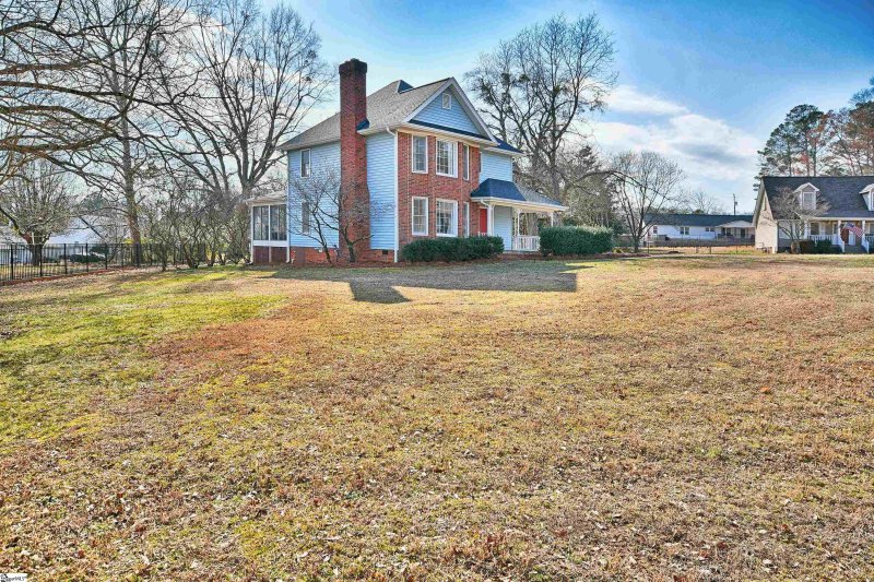 Property image 5 at 105 Wyatt Oaks Court, Easley, SC 29642