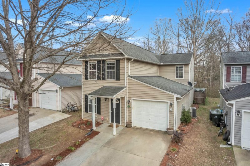 Property image 2 at 71 Birdsong Lane, Taylors, SC 29687