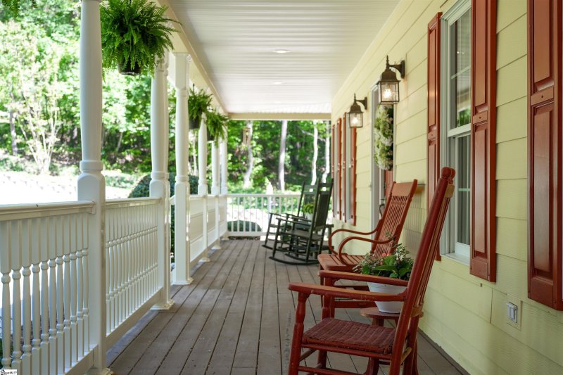 Property image 3 at 203 Wild Oak Court, Seneca, SC 29672