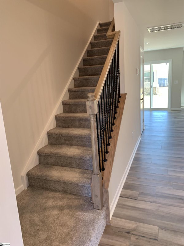 Property image 5 at 715 Mckissick Drive, Reidville, SC 29375