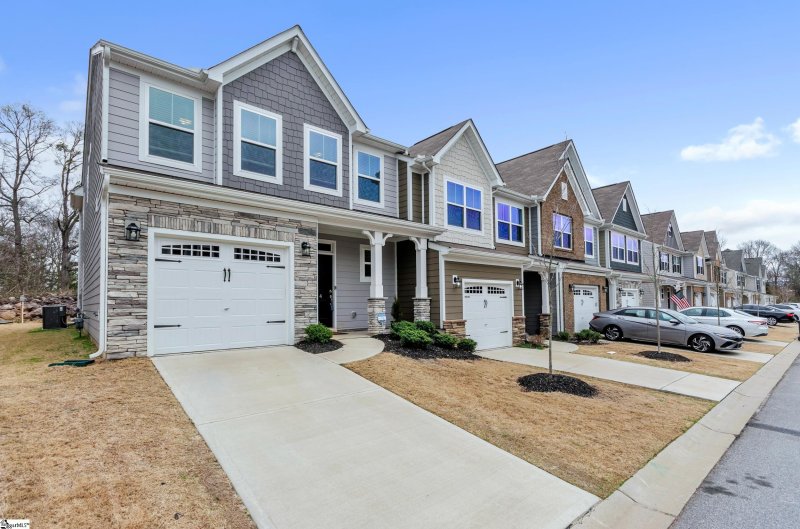 Property image 2 at 114 Cross Arbor Drive, Simpsonville, SC 29681-5008