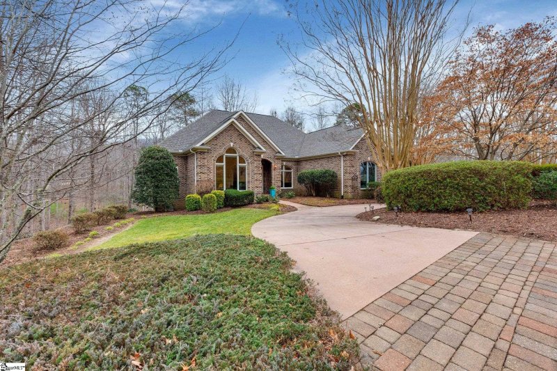 Property image 3 at 101 Lake Hills Lane, Travelers Rest, SC 29690