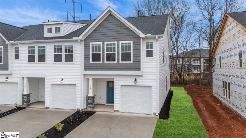 Property image 2 at 542 Harebell Way, Greenville, SC 29617
