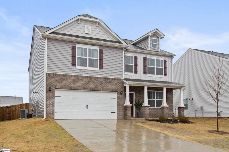 Property image 2 at 107 Slateford Circle, Piedmont, SC 29673