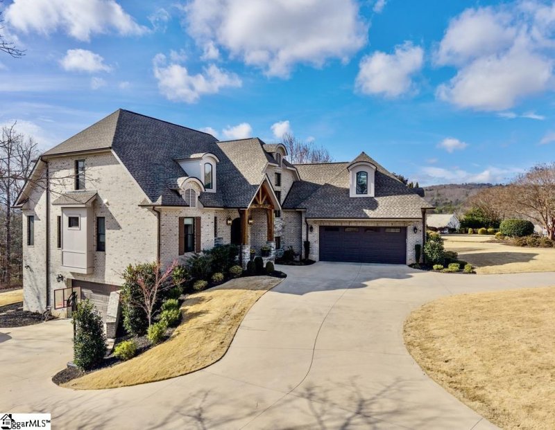 Property image 2 at 5 Monet Drive, Greenville, SC 29609