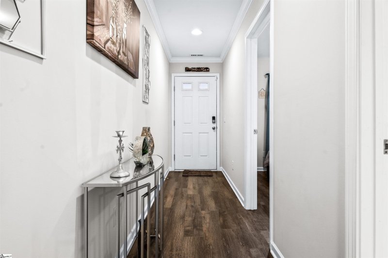 Property image 2 at 111 Bruinen Drive, Fountain Inn, SC 29644