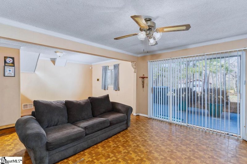 Property image 4 at 1073 Maryland Avenue, Spartanburg, SC 29307