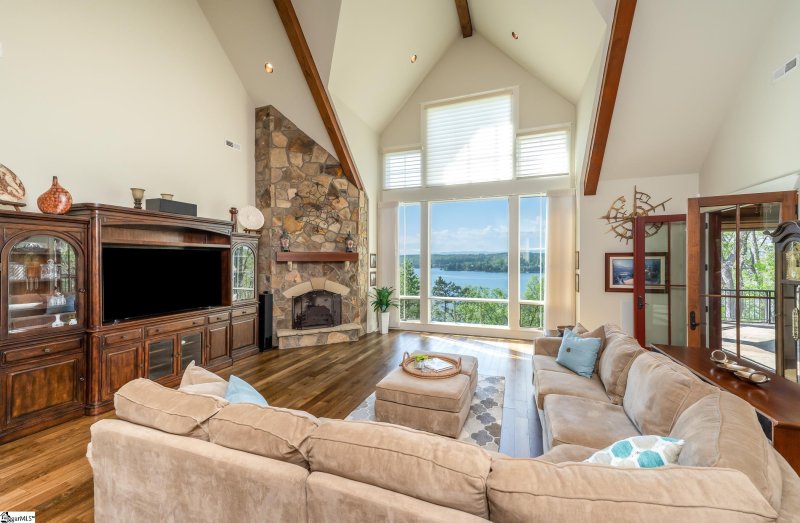 Property image 3 at 176 Hickory Springs Way, Six Mile, SC 29682