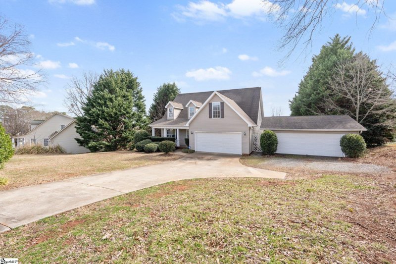 Property image 2 at 126 Hallmark Lane, Easley, SC 29640