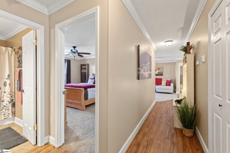 Property image 2 at 4614 Old Spartanburg Road, Taylors, SC 29687